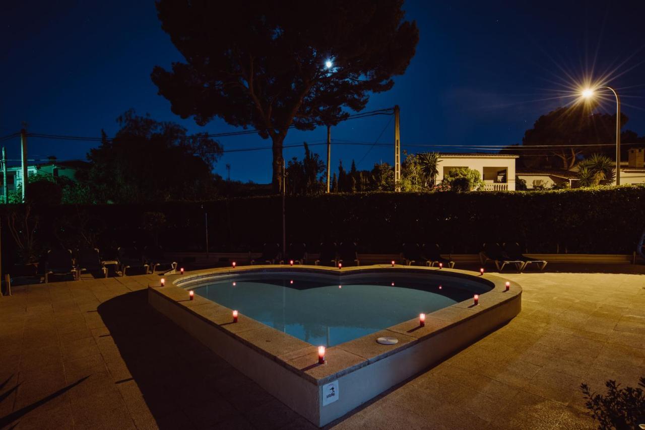 Alper Apartments Mallorca Palmanova Εξωτερικό φωτογραφία